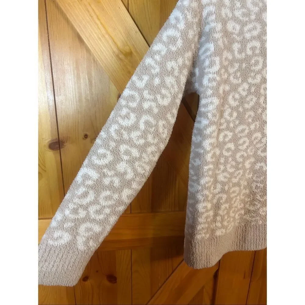 Cupcakes And Cashmere Pullover Leopard Print Sweater Tan White Size Small (5681)